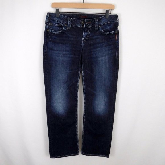 Silver Jeans Santorini Distressed Blue Fade Capri - Picture 2 of 11